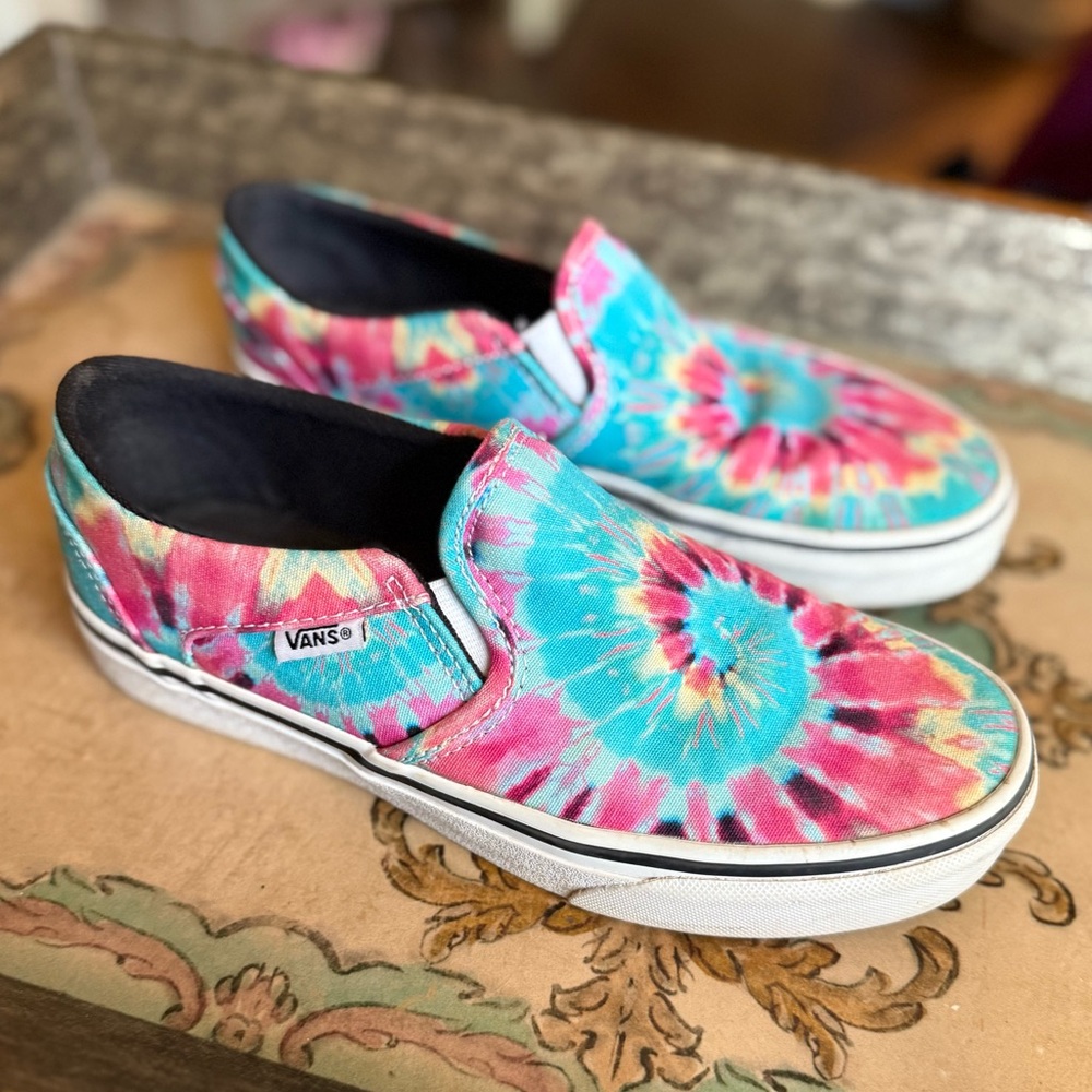 Vans Tie-Dye Slip-On Shoes, Women’s Sz 6.5